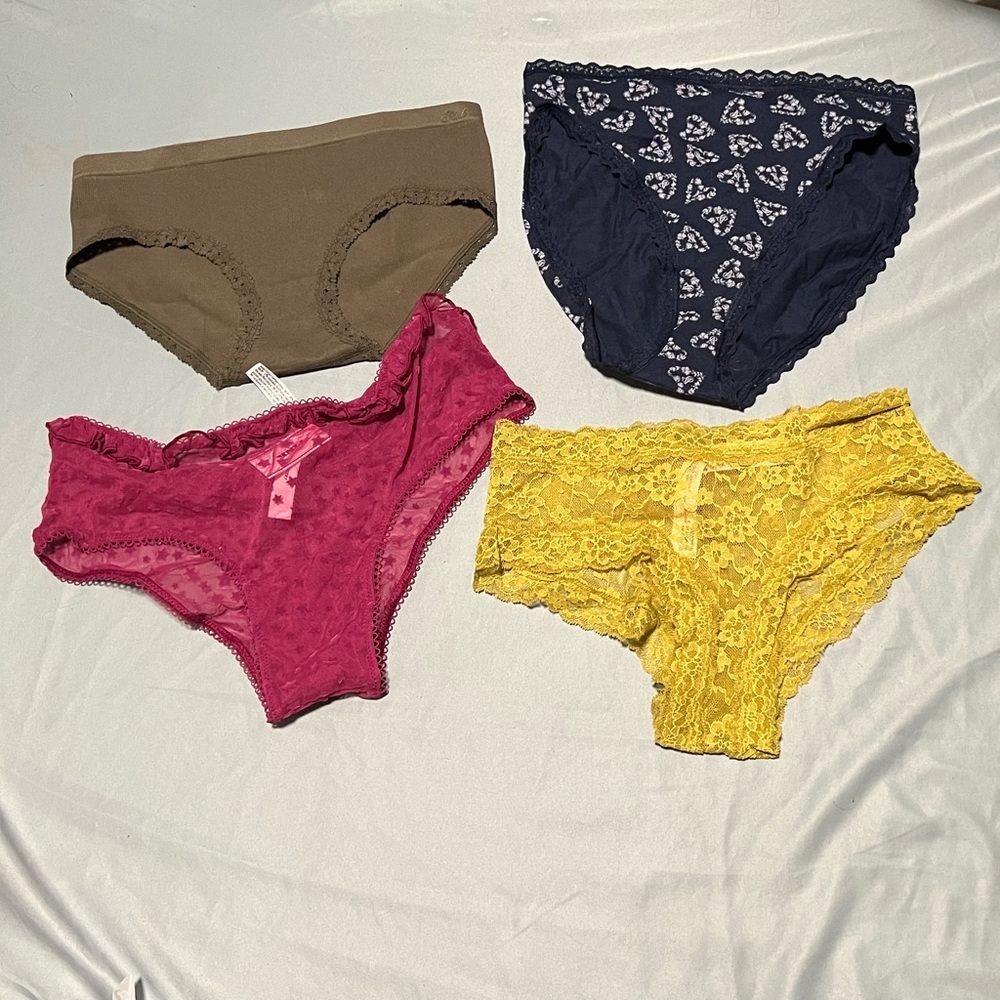 7 pair Colorful Lace Bottoms bundle